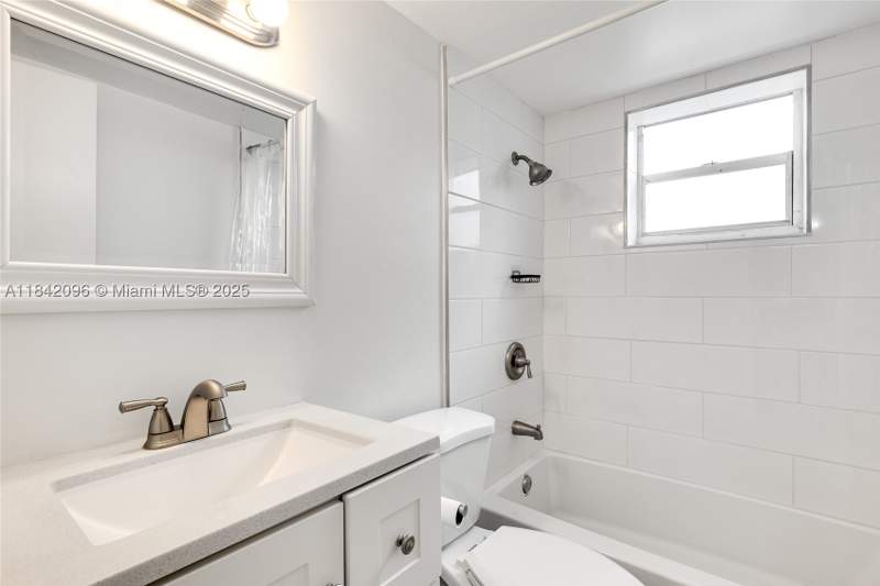 1 bedroom Condominium at 2465 SW 18th Avenue 3208, Grove Gardens Condo, Miami — photo 5