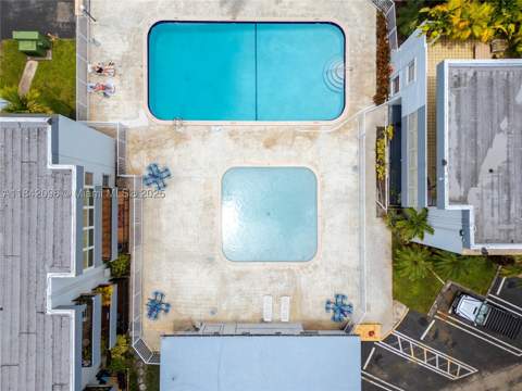 2465 SW 18th Avenue 3208, Miami FL - photo 9 of 12