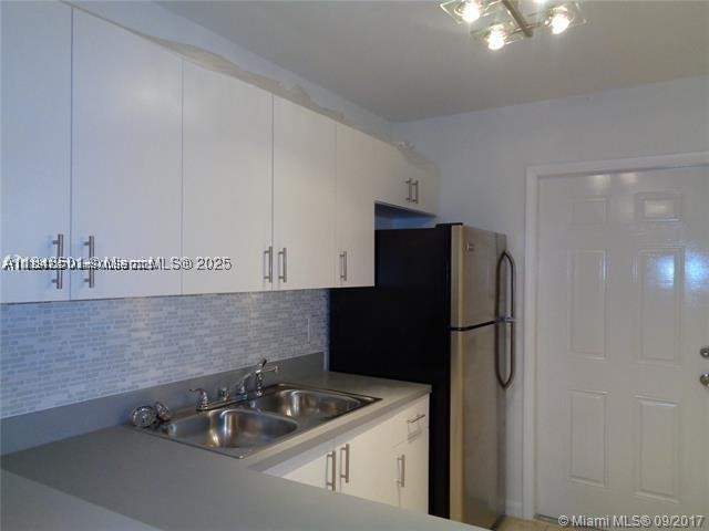 2 bedroom Condominium at 15205 NE 6th Ave D212, Ola Condo, Miami — photo 5