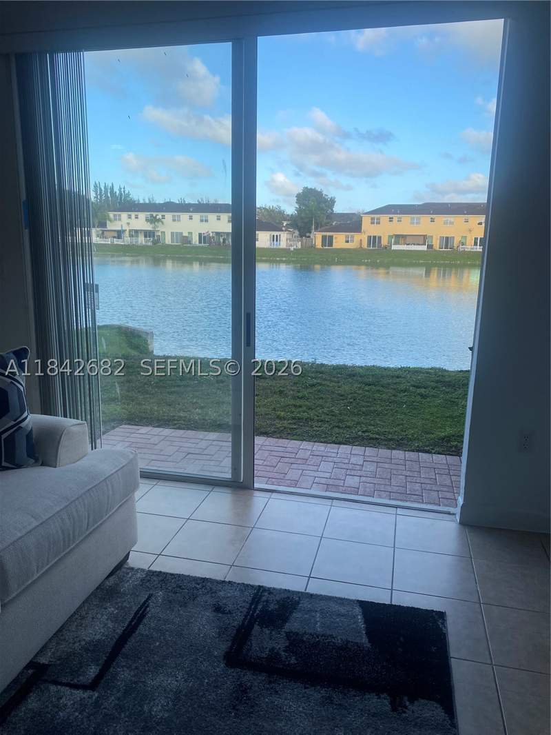 3 bedroom Townhouse at 991 NE 42nd Ave 0, Floridian Isles South, Homestead — photo 4