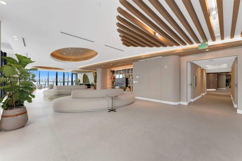 2 bedroom Condominium at 700 NE 24 Street 3806, Aria Reserve Miami, Miami — photo 5
