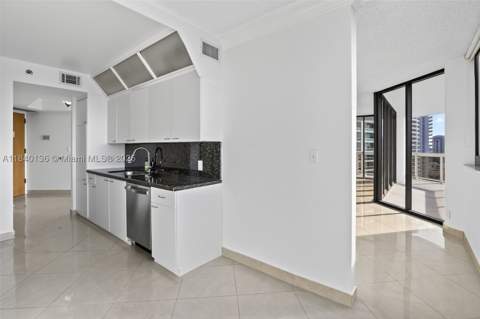 20185 E Country Club Dr 1406, Aventura FL - photo 19 of 42