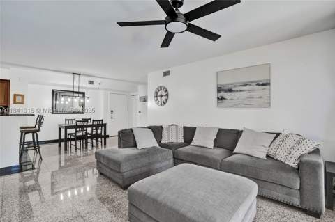 19701 E Country Club Dr 5306, Aventura FL - photo 7 of 27
