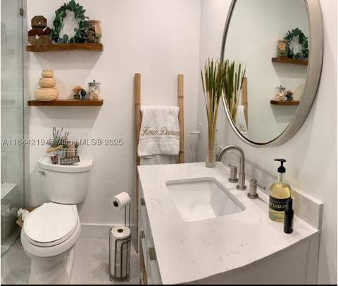 8453 NW 189 Street Rd, Hialeah FL - photo 15 of 24