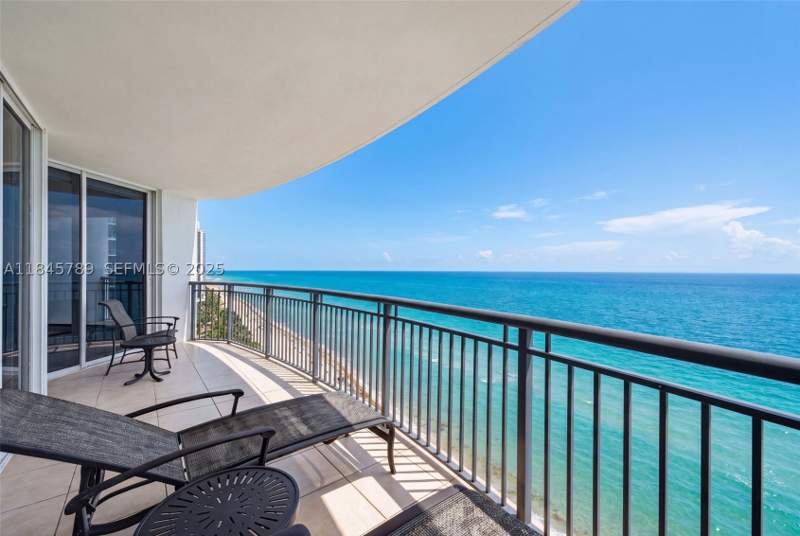 2 bedroom Condominium at 17375 Collins Ave 2501, Ocean Point Beach Club Co, Sunny Isles Beach — photo 4