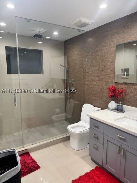 3 bedroom SingleFamilyResidence at 4229 W 7th Ln, Hialeah Estates, Hialeah — photo 3