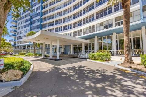 7441 Wayne Ave 15E, Miami Beach FL - photo 13 of 29