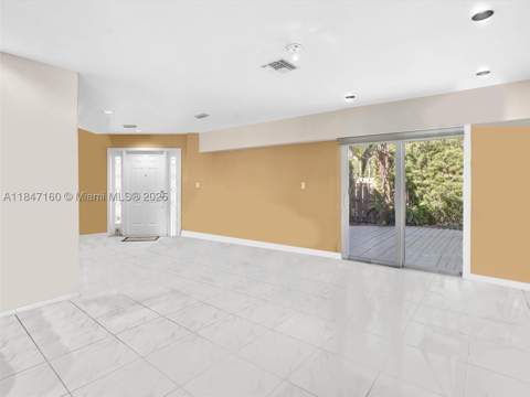 250 NE 212th St, Miami FL - photo 15 of 45