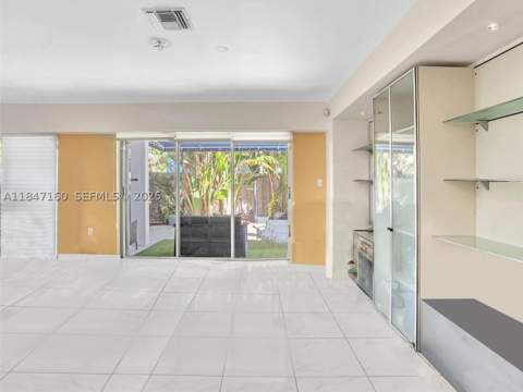 250 NE 212th St, Miami FL - photo 16 of 45