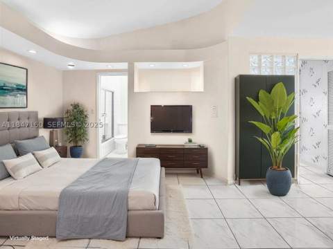 250 NE 212th St, Miami FL - photo 19 of 45
