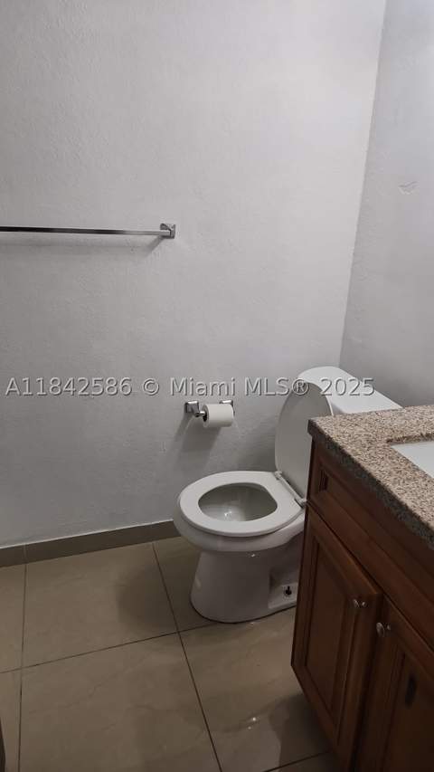 16450 NW 2nd Ave 206, Miami FL - photo 6 of 13