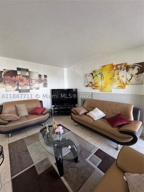 71 NW 76th St 5, Miami FL - photo 6 of 19