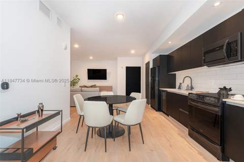 398 NE 5th St 4417, Miami FL - photo 13 of 39