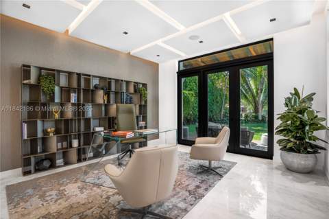 4241 Palm Ln, Miami FL - photo 12 of 99