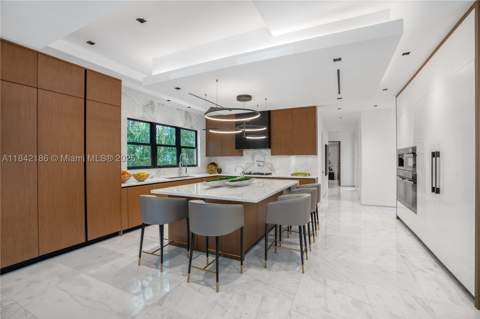 4241 Palm Ln, Miami FL - photo 7 of 99