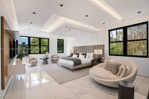 4241 Palm Ln, Miami FL - photo 9 of 99