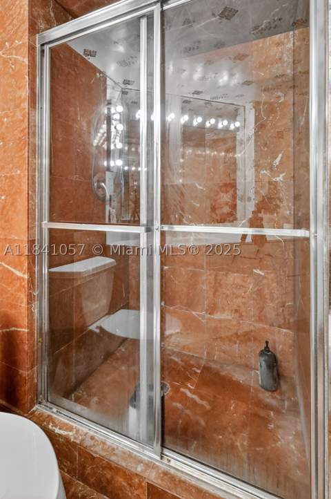 20185 E Country Club Dr 1405/1406, Aventura FL - photo 13 of 68