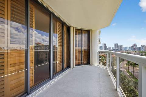 20185 E Country Club Dr 1405/1406, Aventura FL - photo 19 of 68
