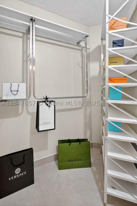 20185 E Country Club Dr 1405/1406, Aventura FL - photo 6 of 68