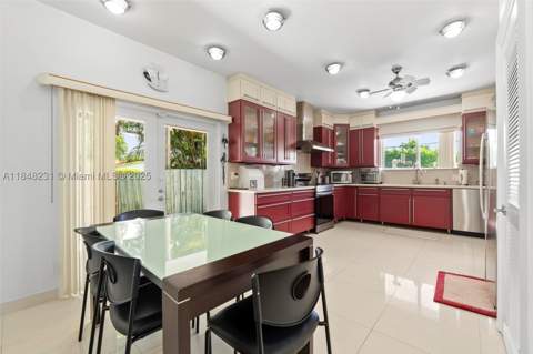 5045 SW 67th Ave, South Miami FL - photo 11 of 55