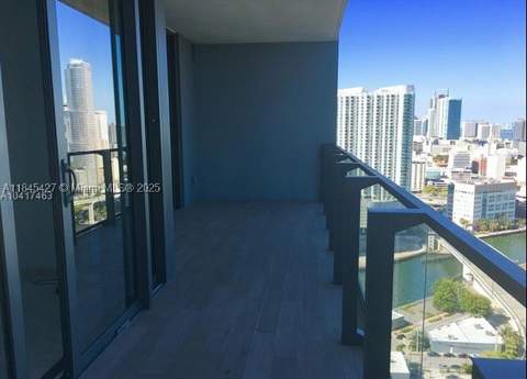 88 SW 7th St 2305, Miami FL - photo 17 of 48
