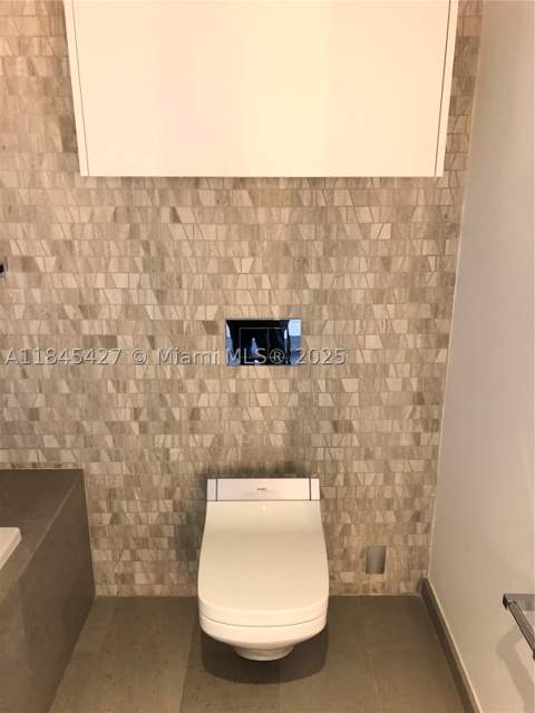 88 SW 7th St 2305, Miami FL - photo 21 of 48