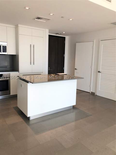 88 SW 7th St 2305, Miami FL - photo 24 of 48