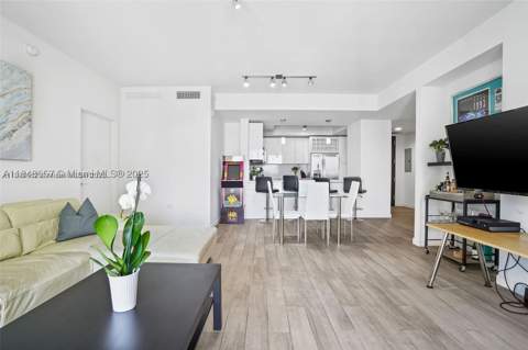 999 SW 1st Ave 2717, Miami FL - photo 10 of 60