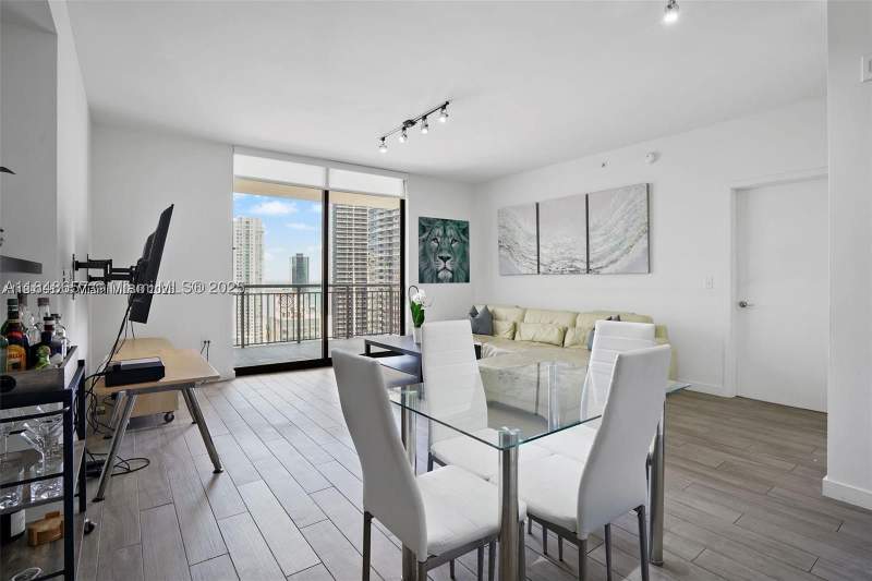 3 bedroom Condominium at 999 SW 1st Ave 2717, Nine At Mary Brickell Vil, Miami — photo 4