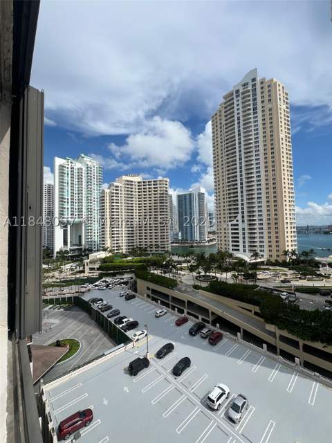 540 Brickell Key Dr 1524, Miami FL - photo 13 of 46