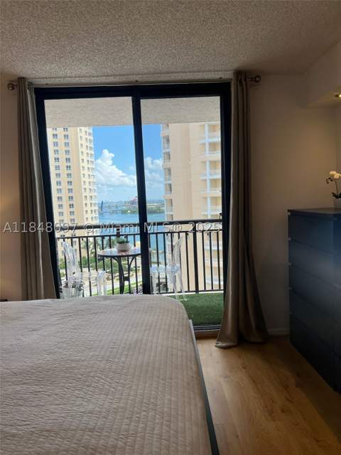 540 Brickell Key Dr 1524, Miami FL - photo 23 of 46