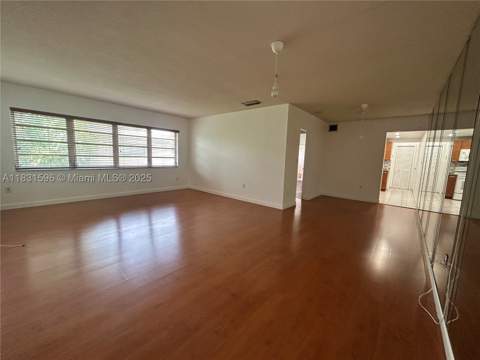 1020 94th St 202, Bay Harbor Islands FL - photo 6 of 12