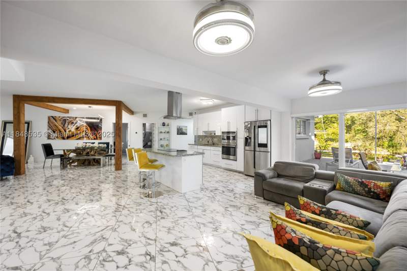 4 bedroom SingleFamilyResidence at 12599 NE 2nd Ave, Biscayne Park Ests Amd, North Miami — photo 3