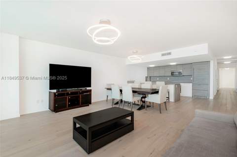 400 Sunny Isles Blvd 1819 One Level, Sunny Isles Beach FL - photo 13 of 65
