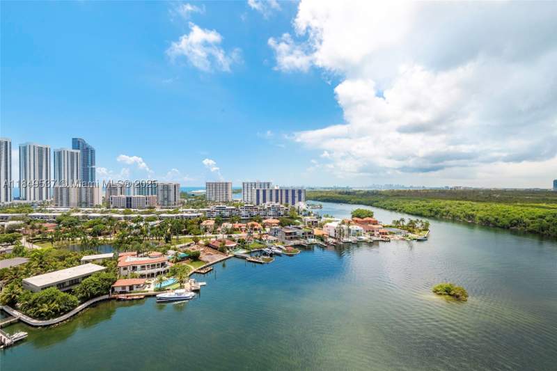 3 bedroom Condominium at 400 Sunny Isles Blvd 1819 One Level, 400 Sunny Isles Condo Eas, Sunny Isles Beach — photo 5