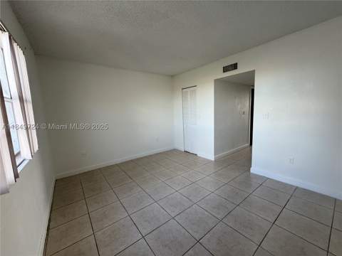 10900 SW 104th St 323, Miami FL - photo 11 of 12