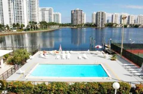 2750 NE 183rd St 1404, Aventura FL - photo 12 of 14