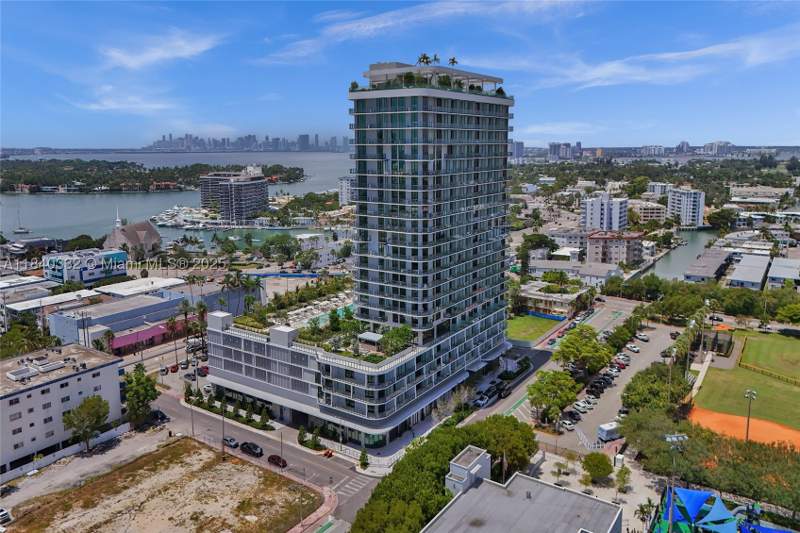 2 bedroom Condominium at 580 72nd St 1208, Normandy Beach South, Miami Beach — photo 3