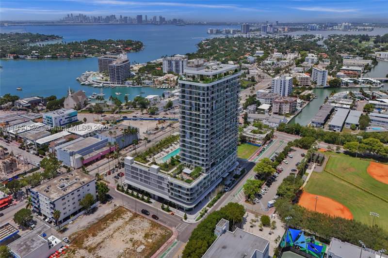 2 bedroom Condominium at 580 72nd St 1208, Normandy Beach South, Miami Beach — photo 5