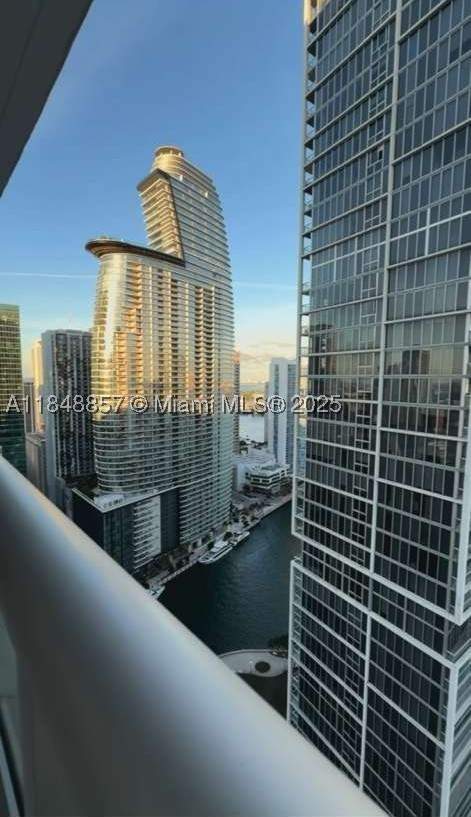 485 Brickell Ave 3711, Miami FL - photo 16 of 18