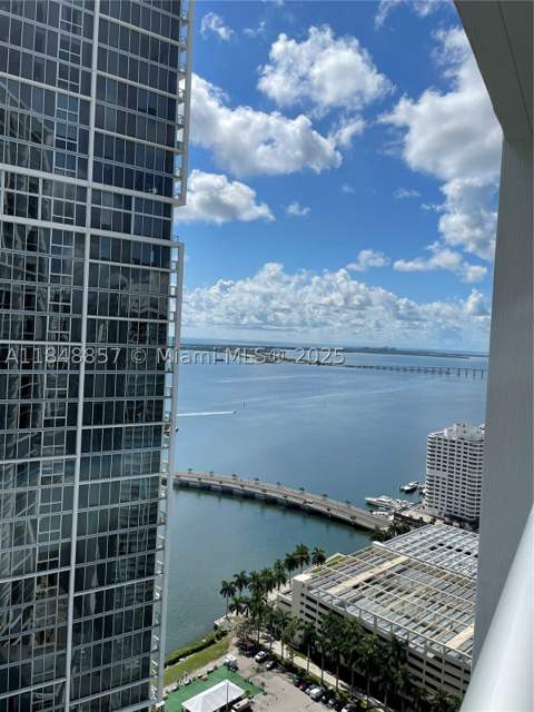 485 Brickell Ave 3711, Miami FL - photo 17 of 18