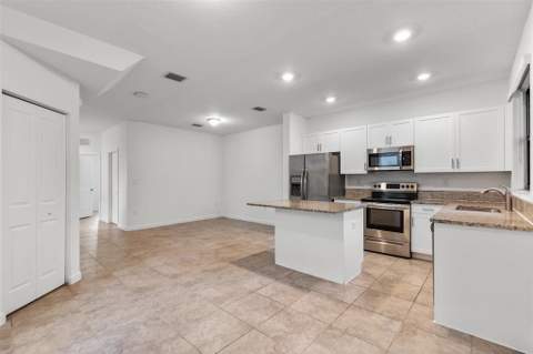 340 NE 208th Terrace 340, Miami FL - photo 17 of 38
