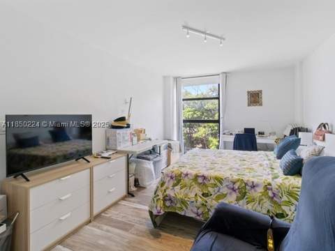 2501 Brickell Ave 307, Miami FL - photo 6 of 10