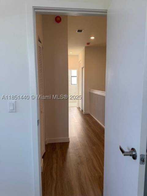 1037 NW 1 ave, Florida City FL - photo 14 of 19