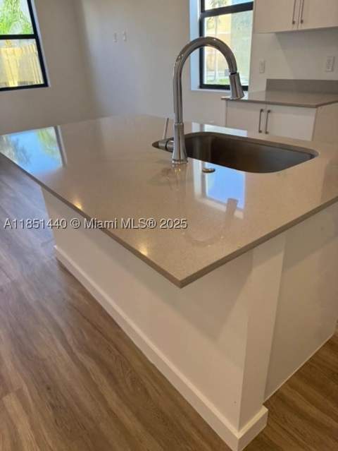1037 NW 1 ave, Florida City FL - photo 7 of 19