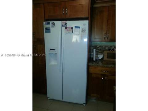 321 NW 13th Ave, Miami FL - photo 10 of 13