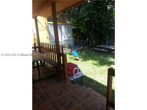321 NW 13th Ave, Miami FL - photo 7 of 13