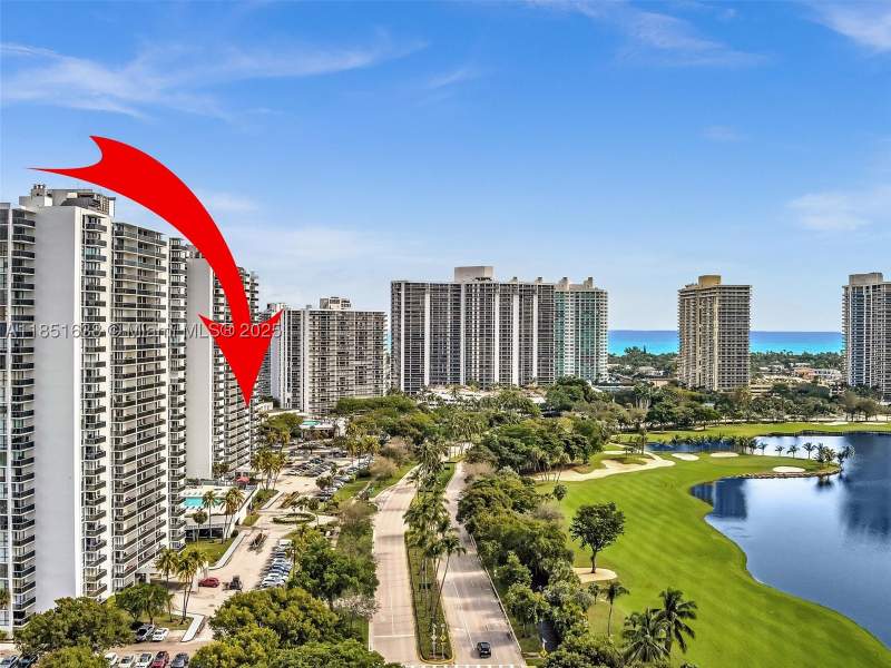 1 bedroom Condominium at 3675 N Country Club Dr 707, Aventura Eldorado Condo, Aventura — photo 3