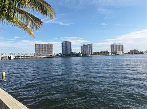 2200 Bay Dr 3, Miami Beach FL - photo 17 of 28