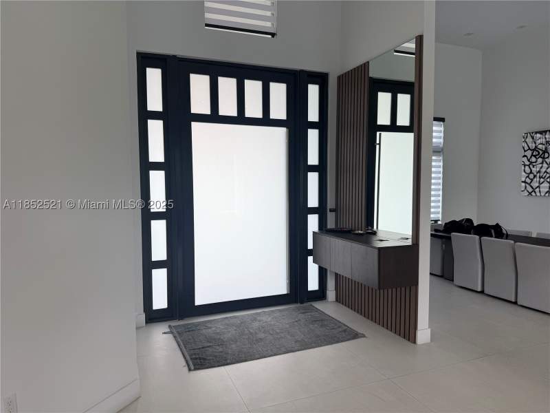 7 bedroom SingleFamilyResidence at 9600 SW 66th St, Sub Of Pb 3-169, Miami — photo 4